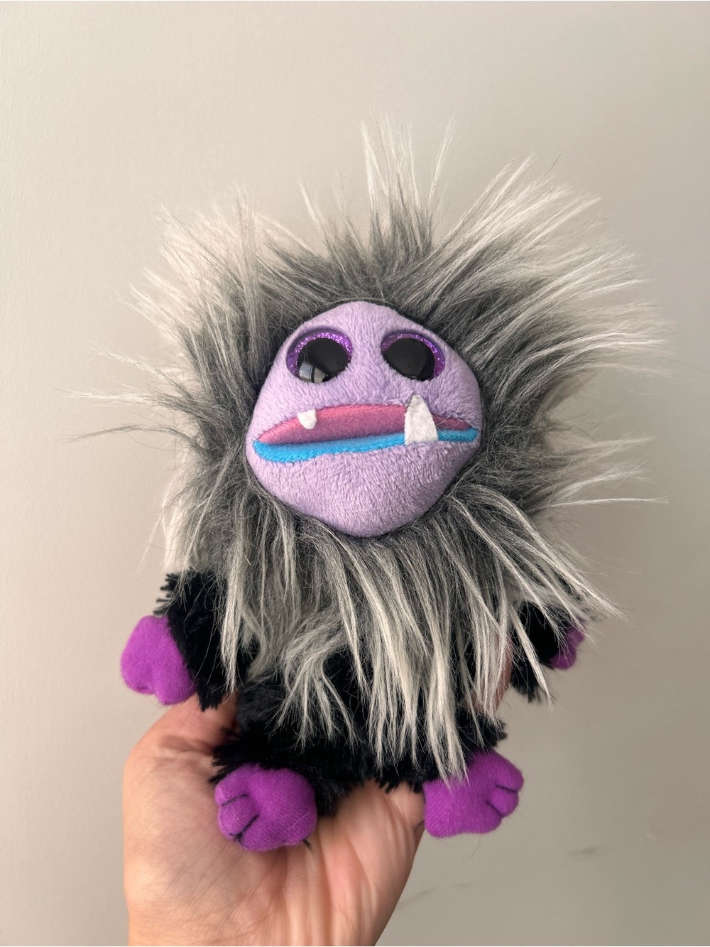 Ty Beanie Boos Frizzys JIPS the Monster Plush 7" Purple Glitter Eyes